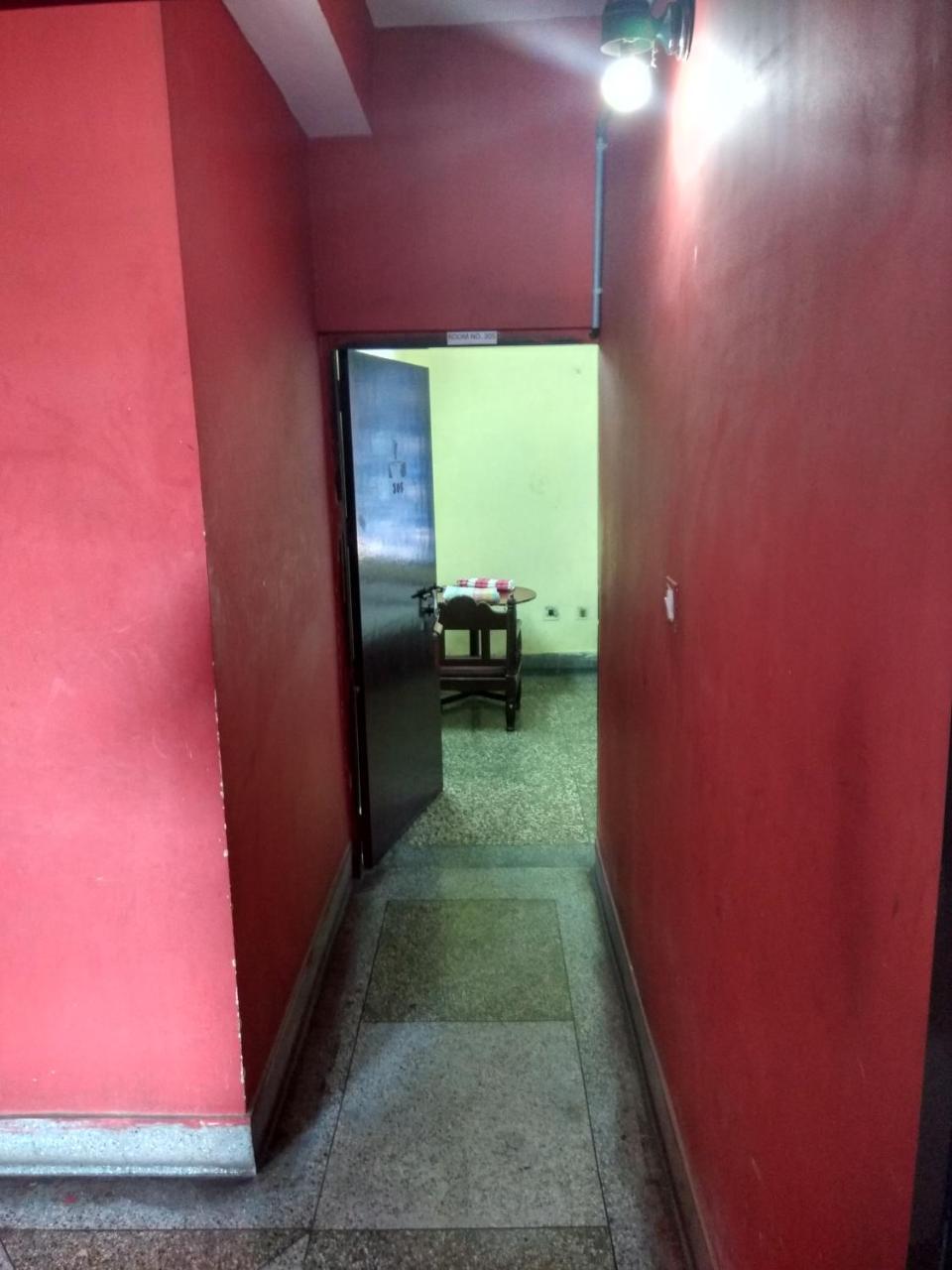 Renu Guest House Kolkata Luaran gambar