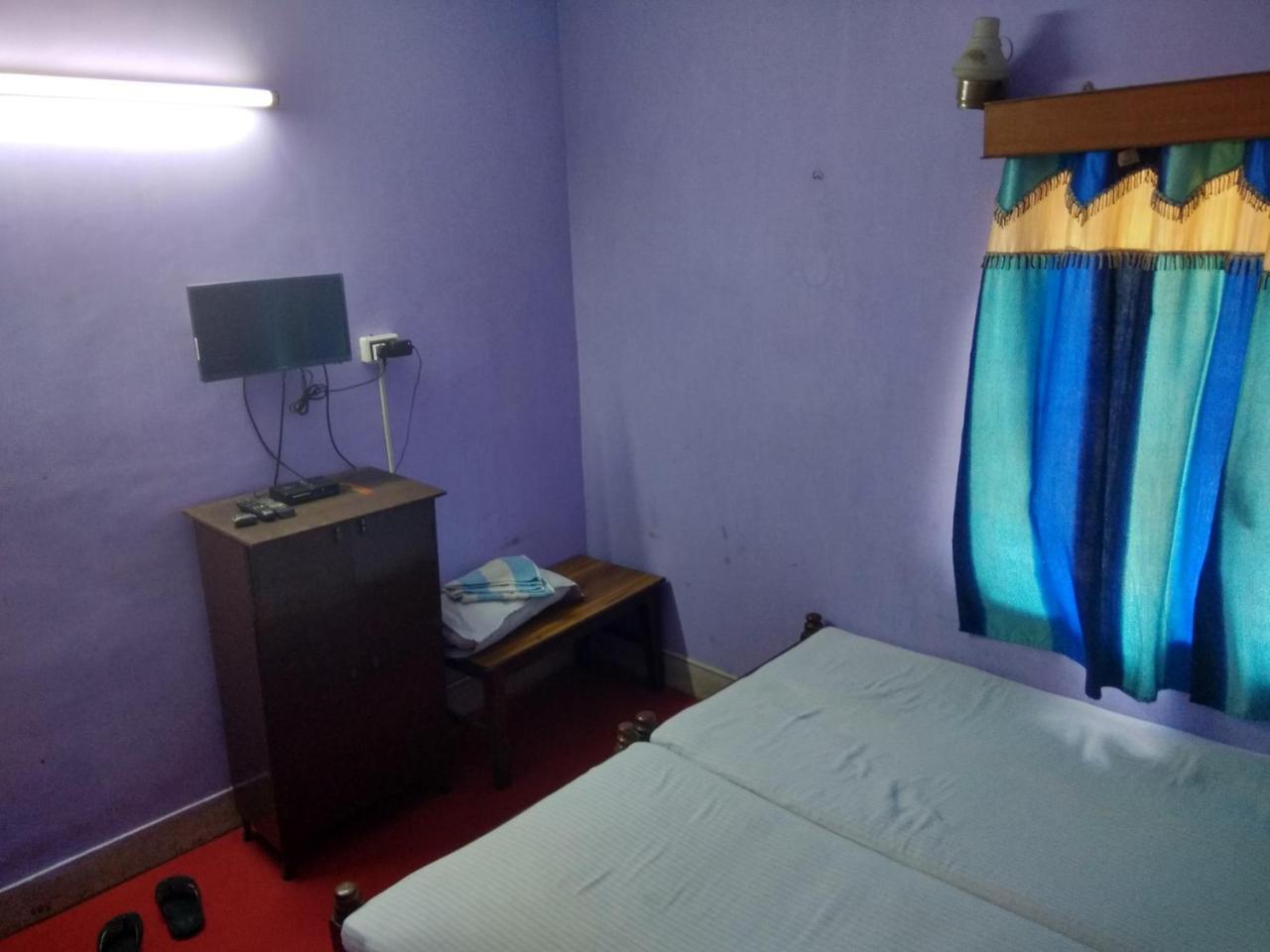 Renu Guest House Kolkata Luaran gambar